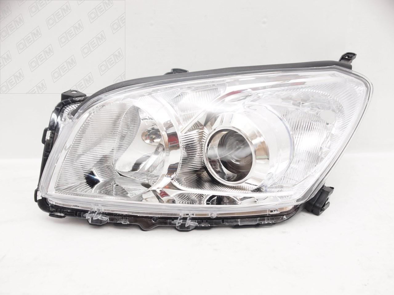 Фара левая  Toyota  RAV4  3 CA30 