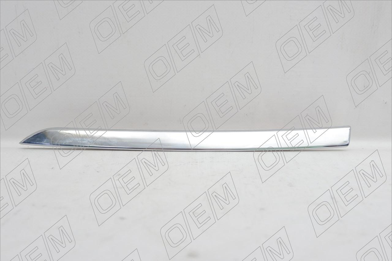 Накладка решетки радиатора левая  Renault  Logan  2 