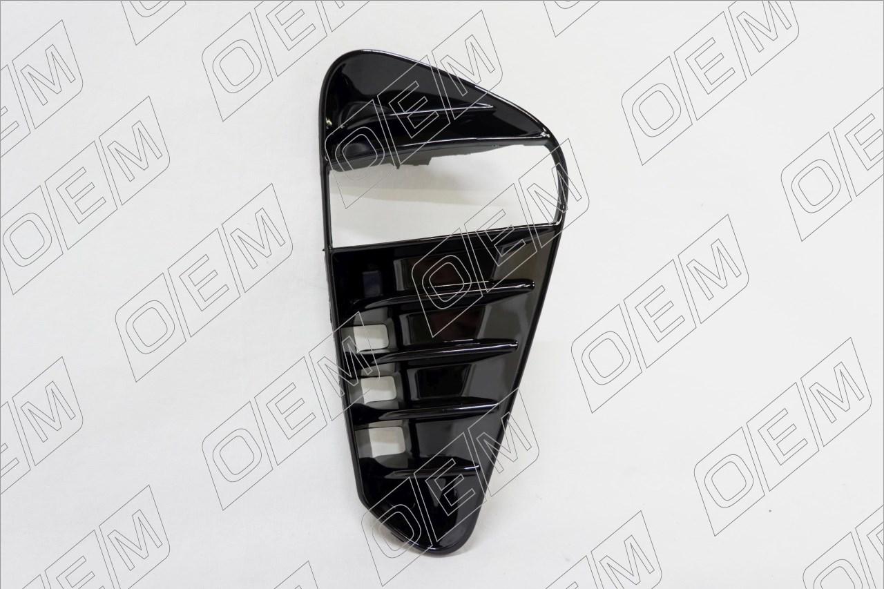 Окантовка противотуманной фары правая  Geely  Coolray  SX11 