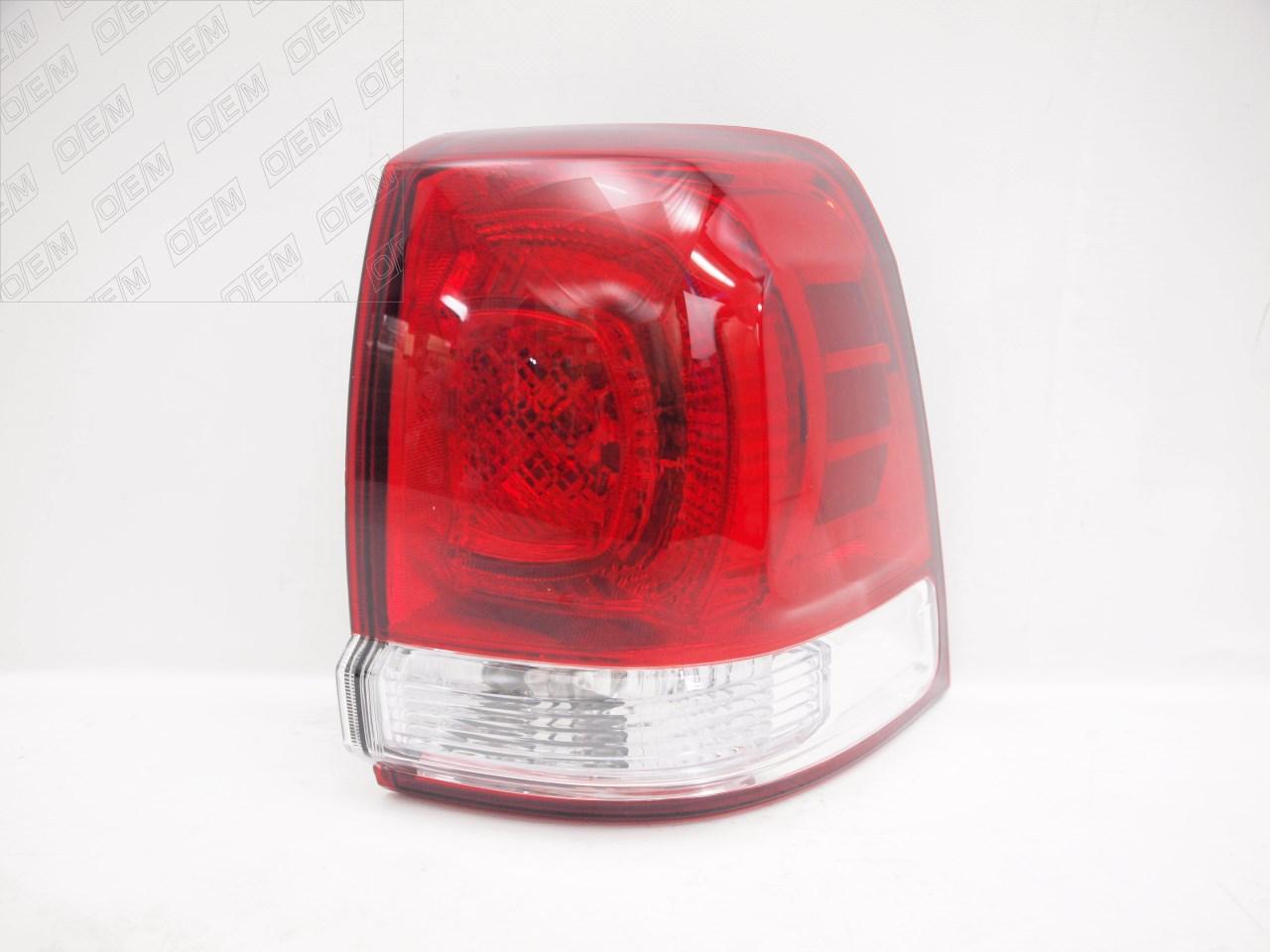 Фонарь правый внешний  Toyota  Land Cruiser  200 
