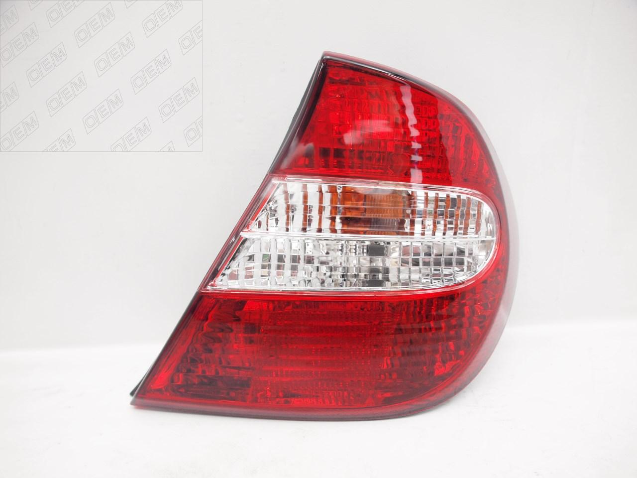 Фонарь правый  Toyota  Camry  5 ACV30 