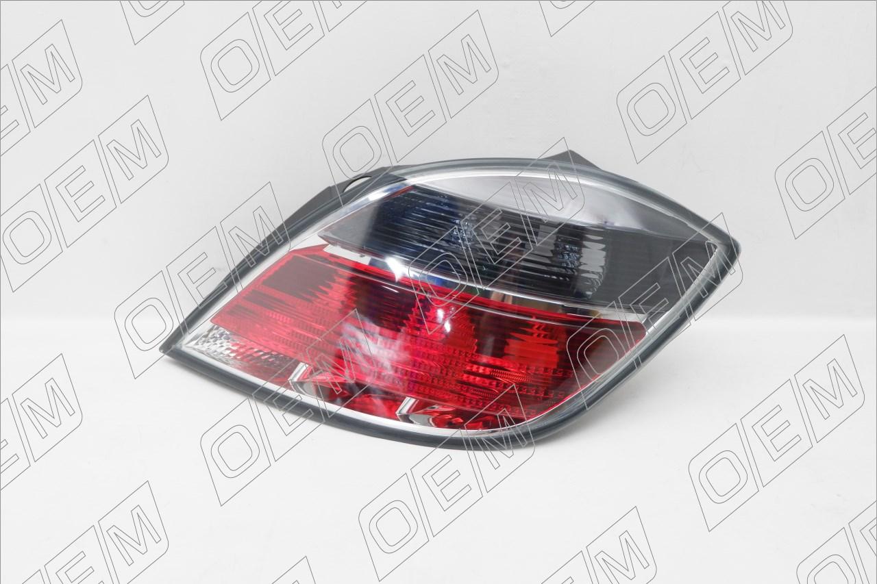 Фонарь правый  Opel  Astra  H 