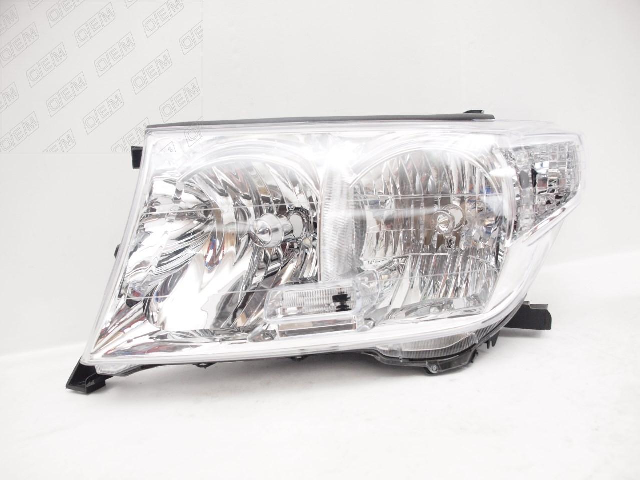 Фара левая  Toyota  Land Cruiser  200 