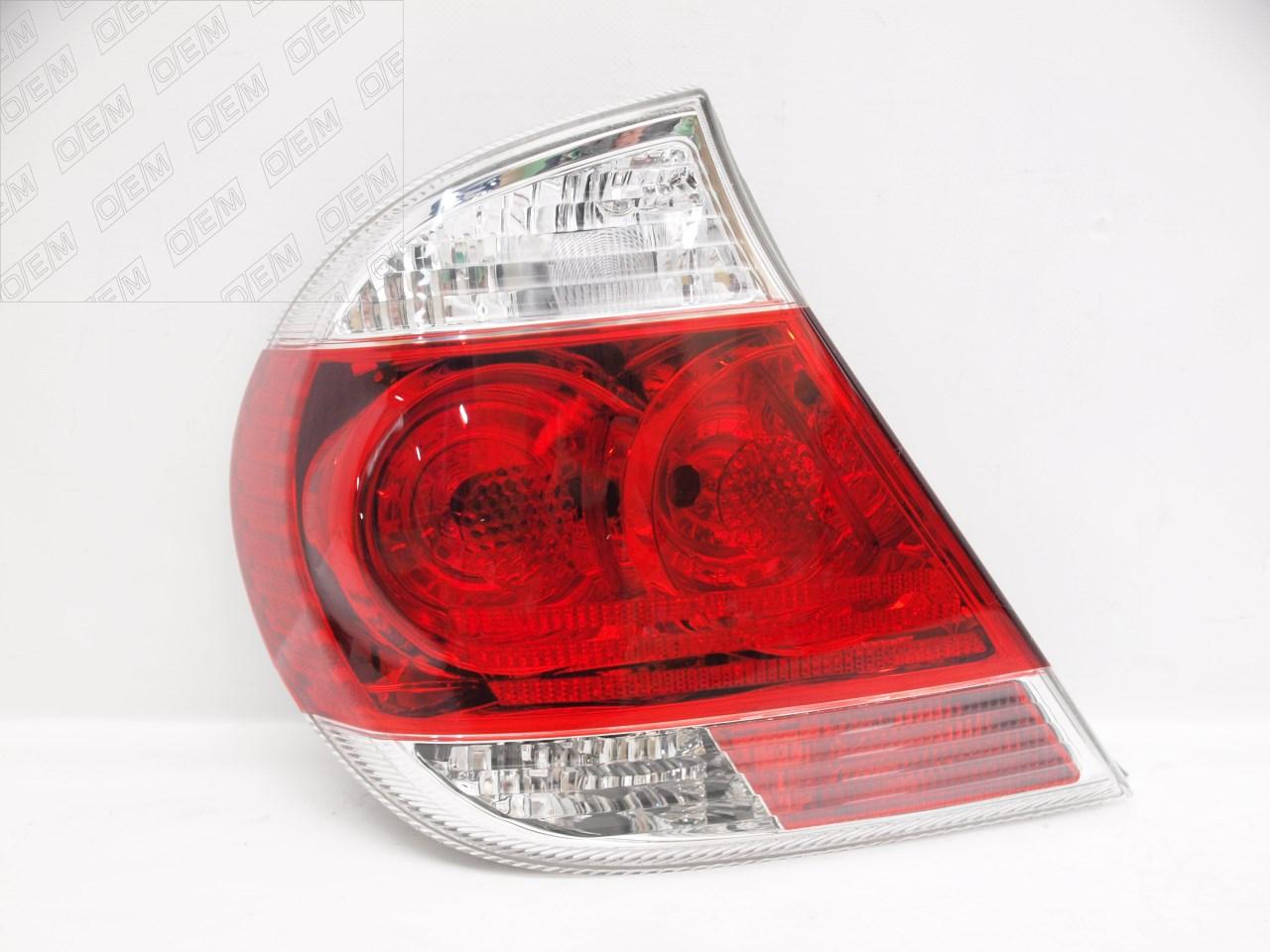 Фонарь левый  Toyota  Camry  5 ACV30 