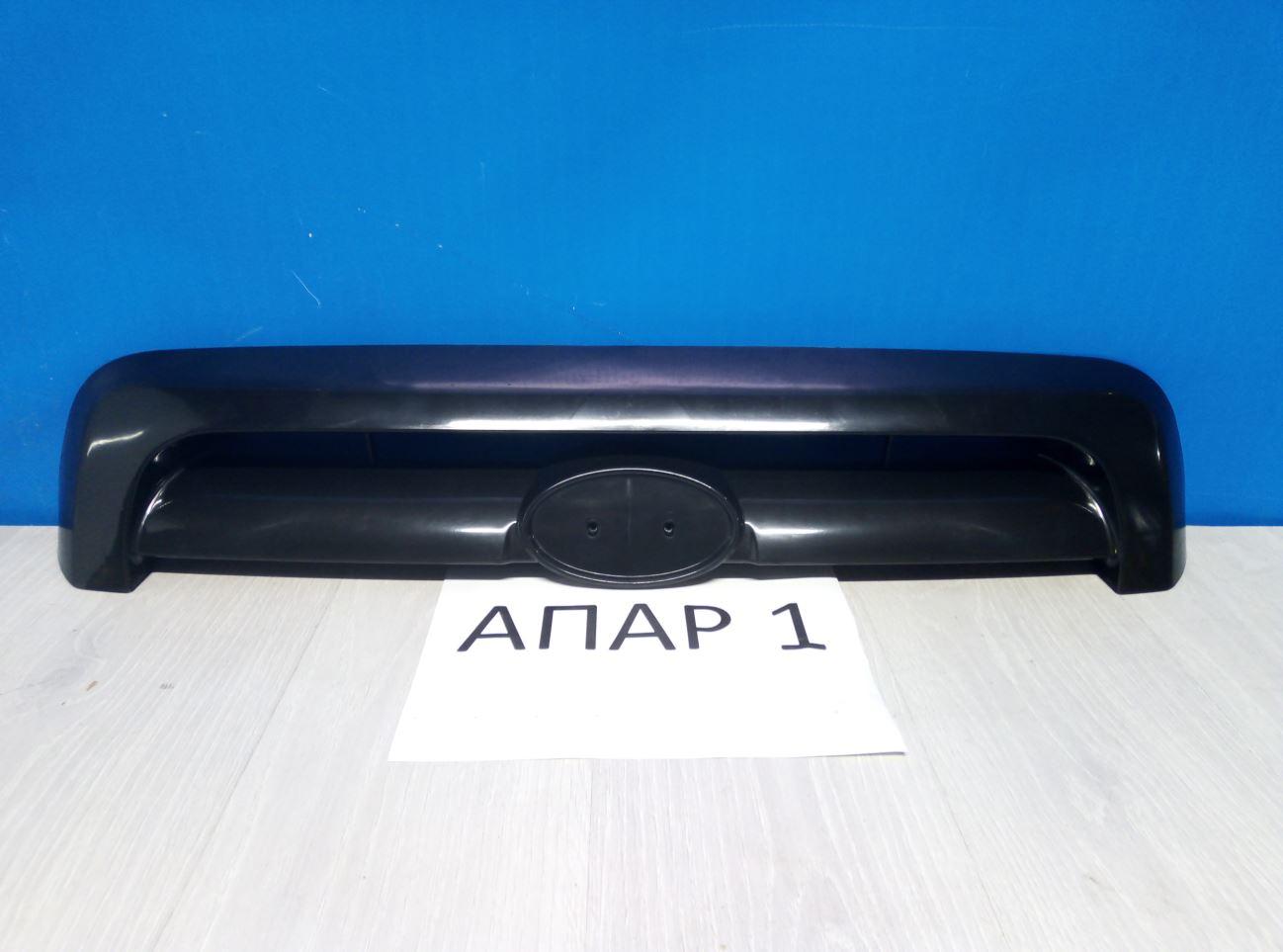 Решетка радиатора  Hyundai  Santa Fe  1 SM 