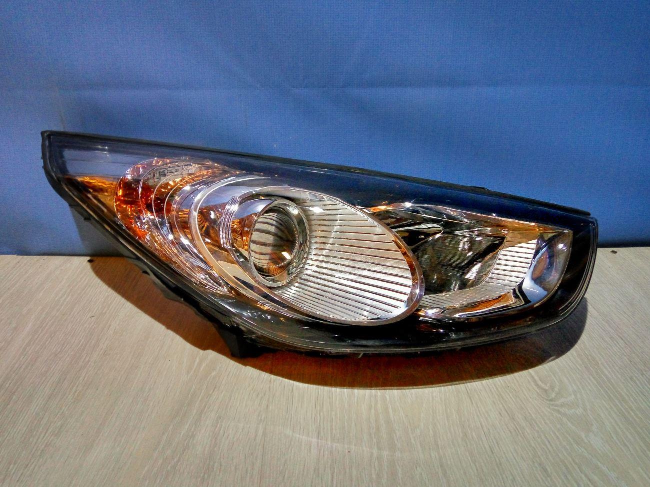 Фара правая  Hyundai  Ix35   