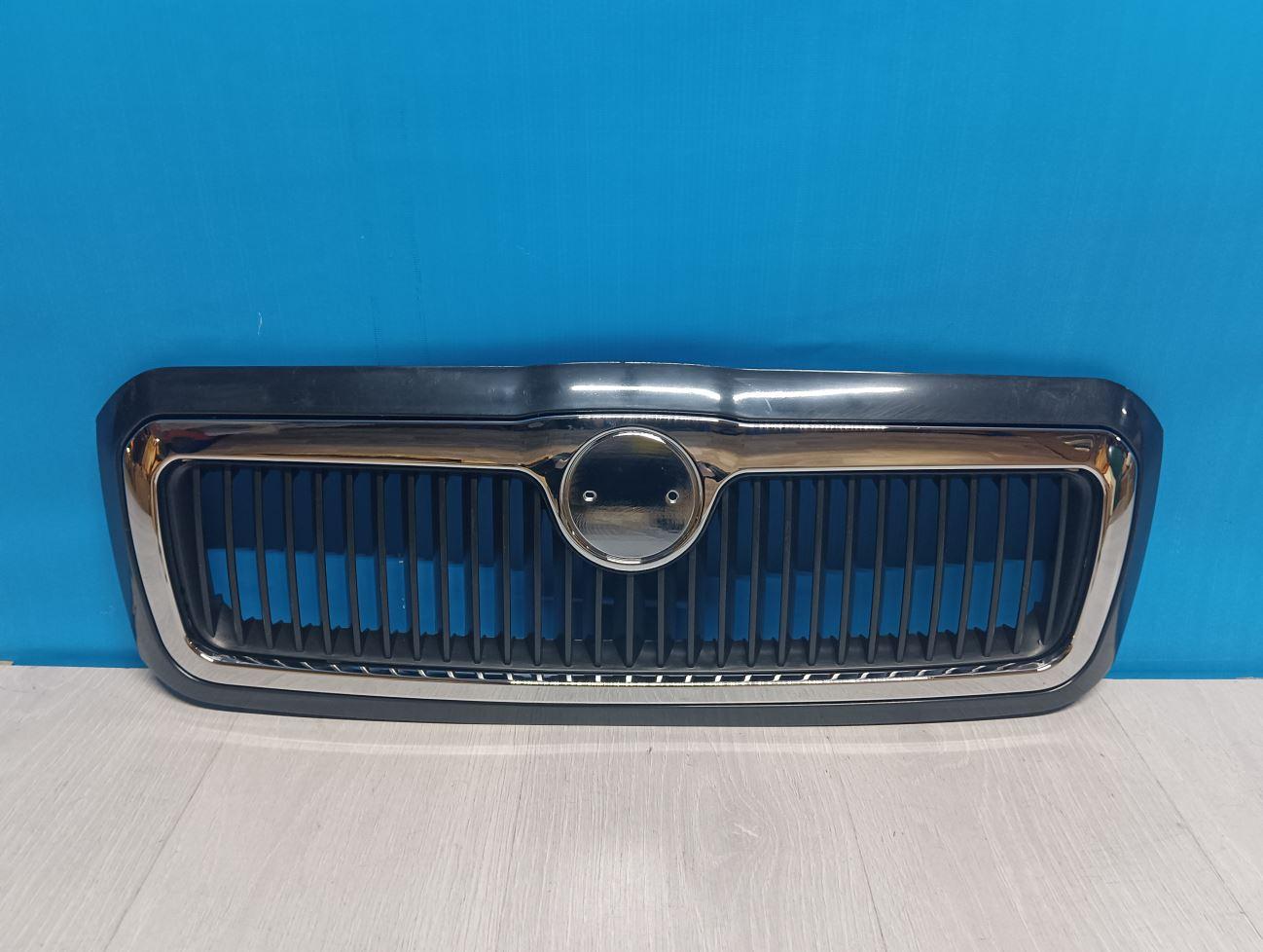 Решетка радиатора  Skoda  Octavia  1 A4 